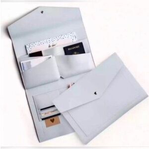 Glass Ladder & Co.Megan Portfolio Clutch Causebox Vegan Leather Binder Bag